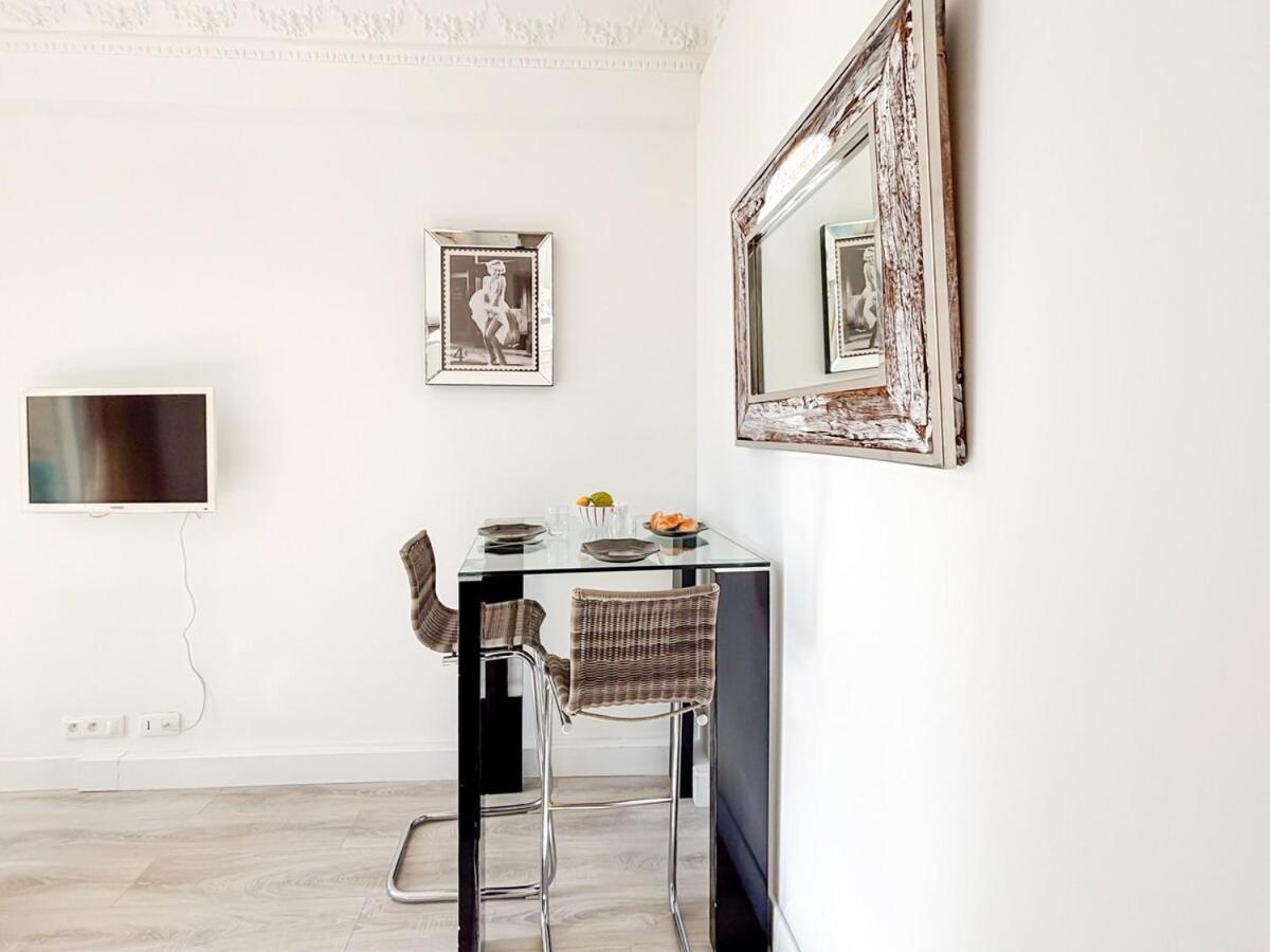 Appartamento #12 1bdr Joffre, 5min From Old Town Ac & Wifi *